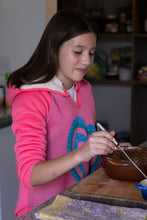 Cargar imagen en el visor de la galería, Poncho forrado con borrega