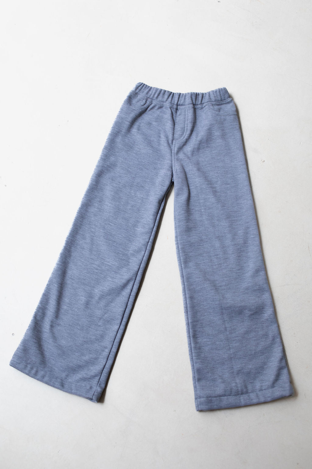 Pantalonera acampanada