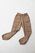 Pantalón cargo gabardina
