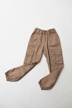 Cargar imagen en el visor de la galería, Pantalón de gabardina