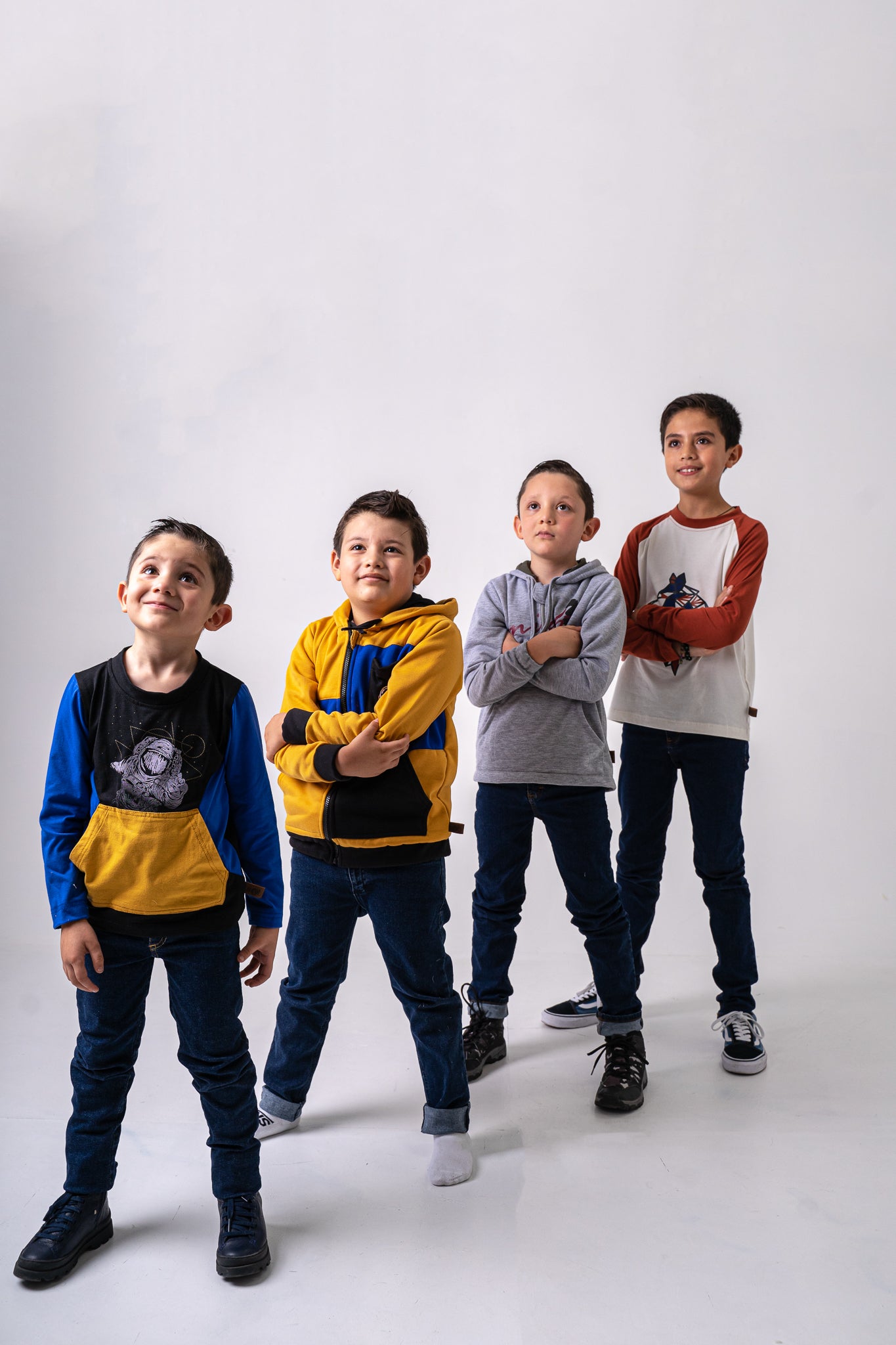 2-037 PLAYERA  ASTRONAUTA